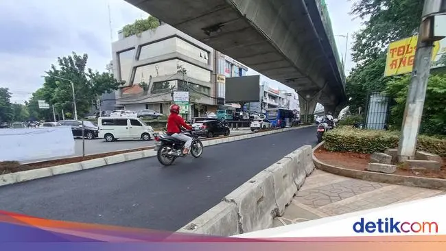  Penampakan Trotoar di Simpang Santa yang Kini Berubah Jadi Jalan Raya 